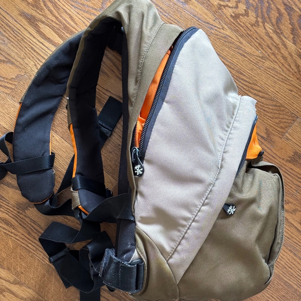 Crumpler The Sinking Barge Laptop Photography Backpack Bag Green/Tan/Orange EUC